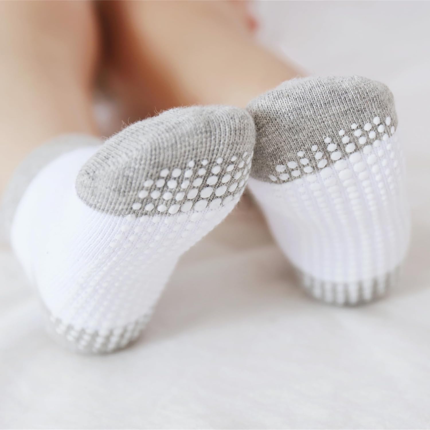 SkiBeaut Baby Socks Grip-A-Comfort Fit