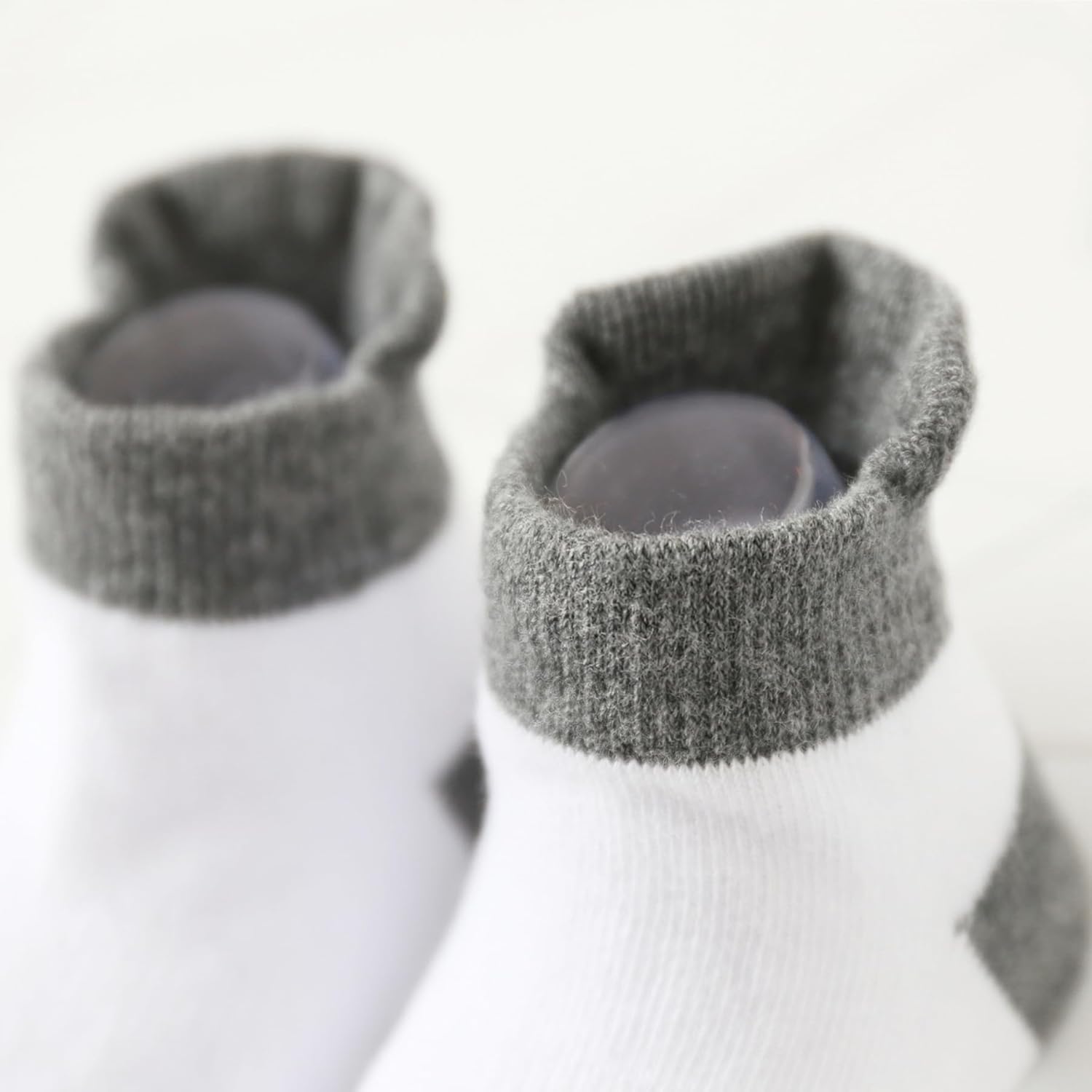 SkiBeaut Baby Socks Grip-A-Comfort Fit