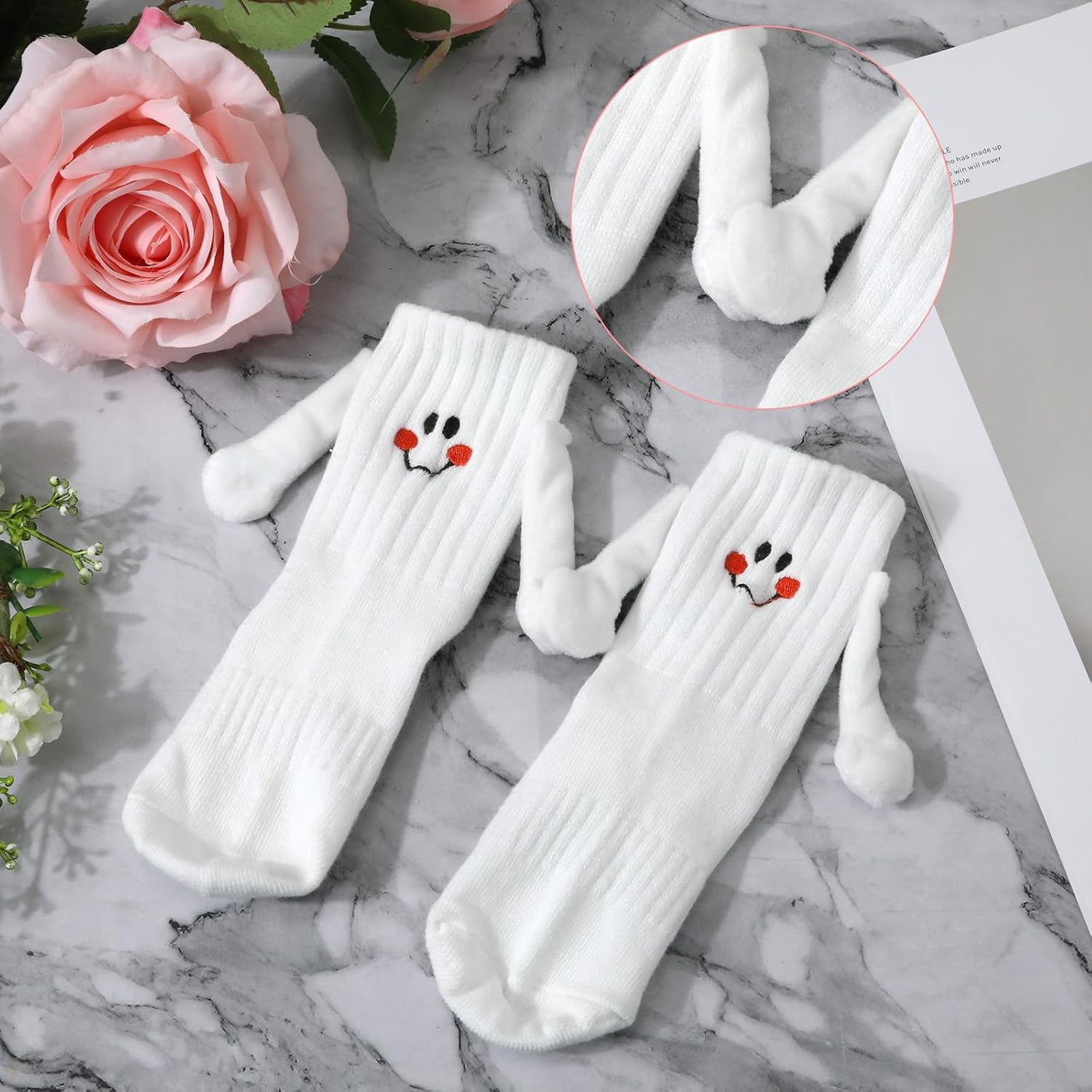 2 Pairs Magnetic Hold-On Socks for Kids