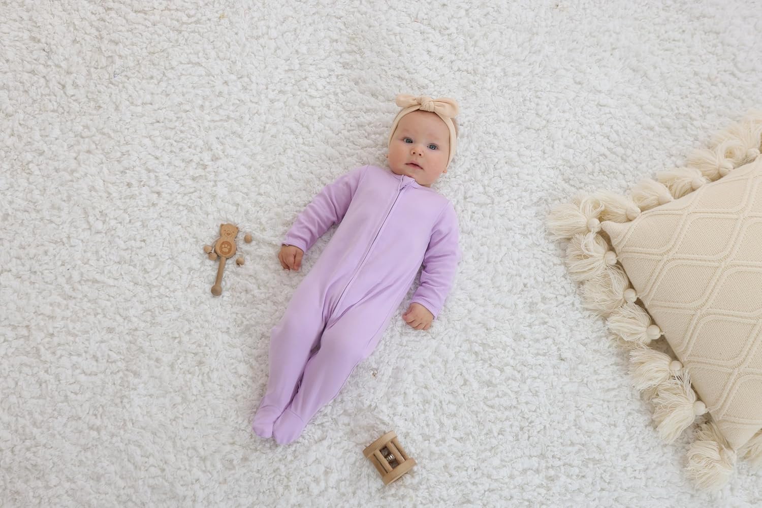 GuineaBabby Footed Long Sleeve Baby Pajamas with Zipper